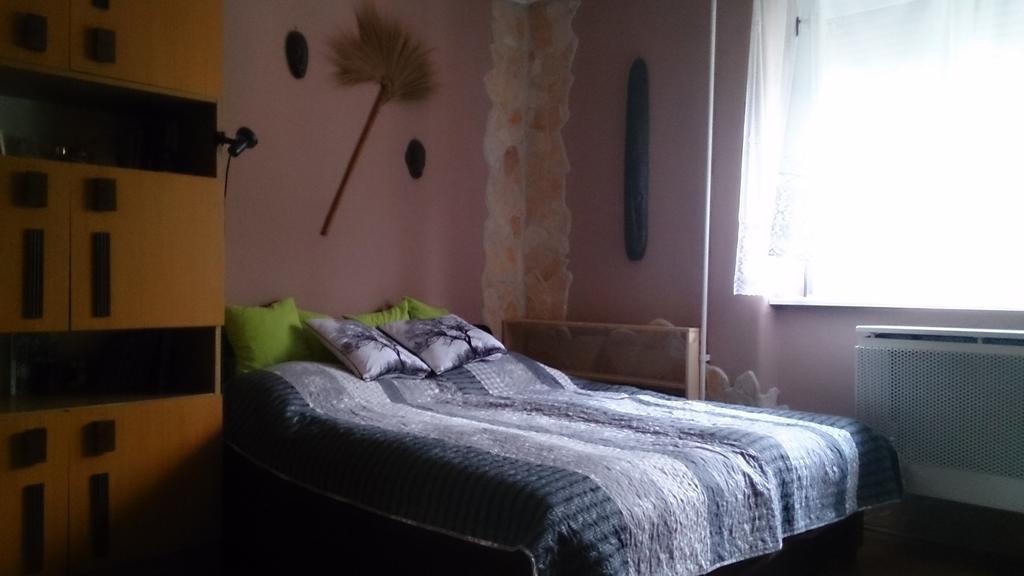 Апартаменты Boris Apartman Дьюла Экстерьер фото