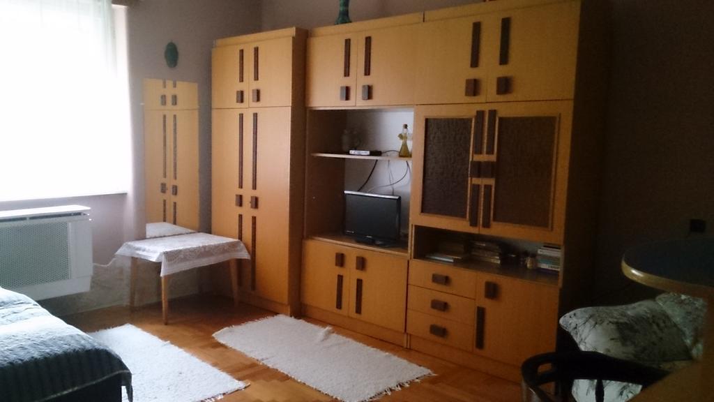 Апартаменты Boris Apartman Дьюла Экстерьер фото